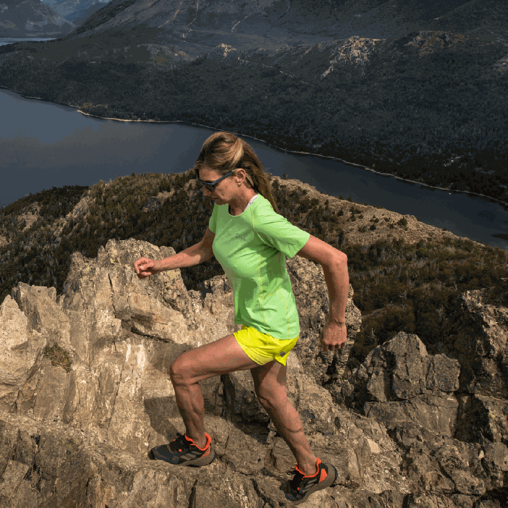 SHORT TRAIL WOMAN