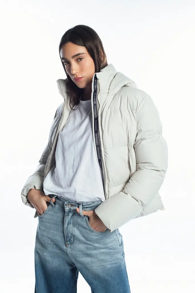 ONA SAEZ CAMPERA VENUS